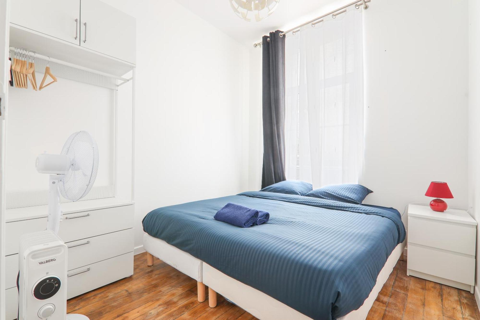 2 Bedroom Quartier Le Marais Free Netflix Paris
