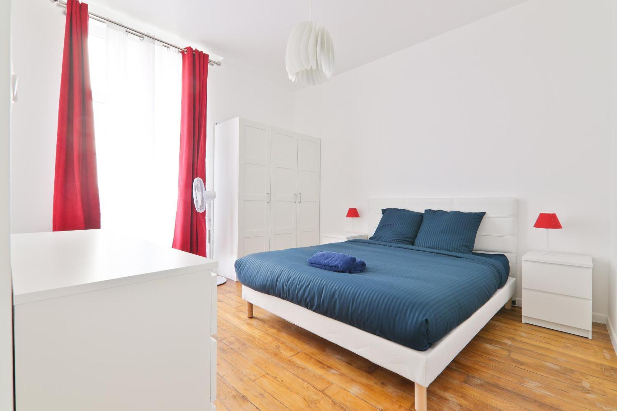2 Bedroom Quartier Le Marais Free Netflix Apartment Paris